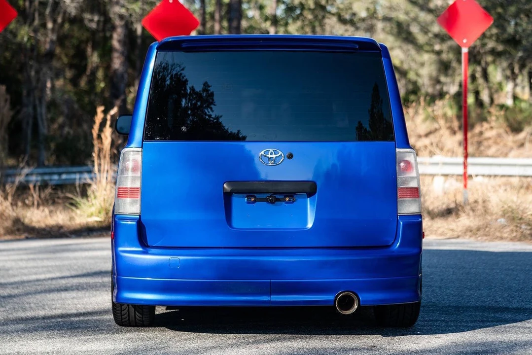 2004 Scion xB - Image 4 of 21