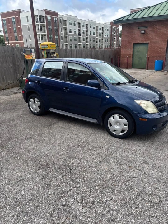 2004 Scion xA - Image 2 of 6