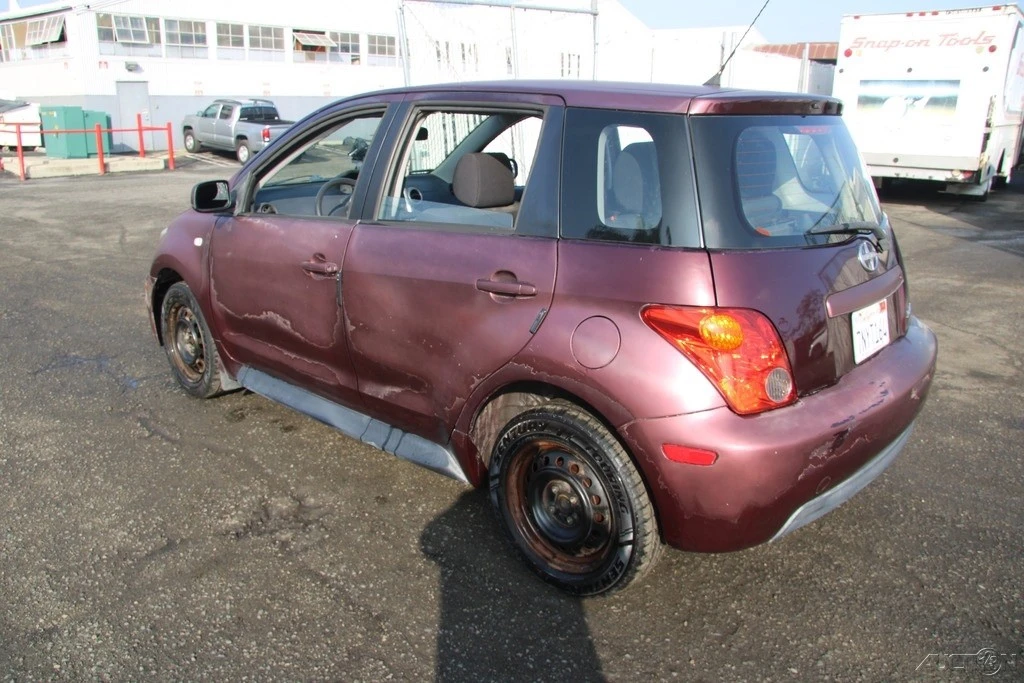 2004 Scion xA - Image 4 of 21