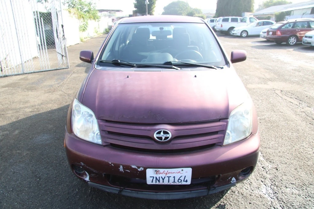 2004 Scion xA - Image 9 of 21