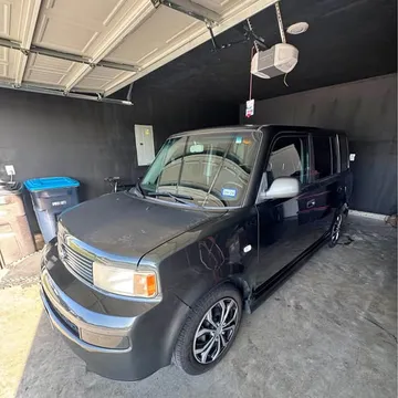 2004 Scion xB Hatchback 4D