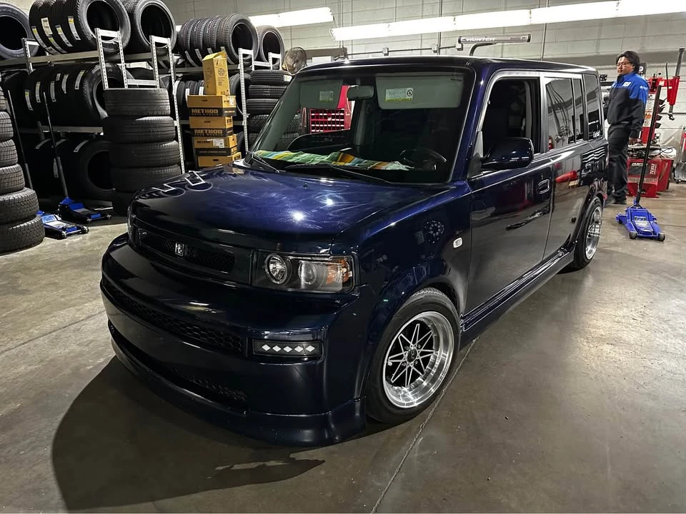 2004 Scion xB - Image 4 of 18