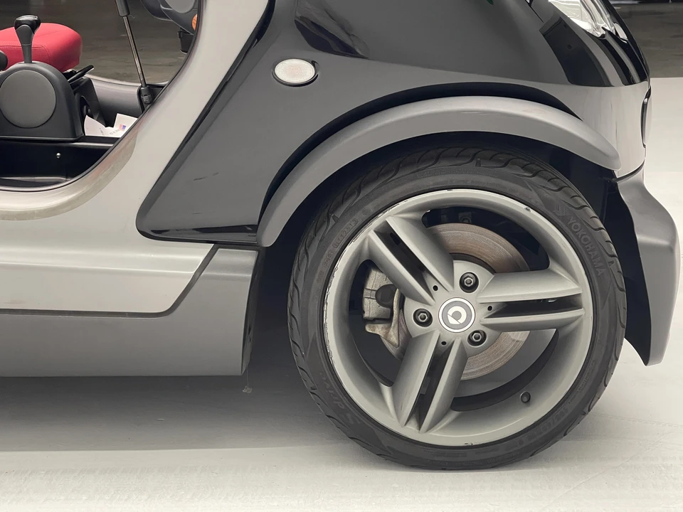 2004 Smart Crossblade - Image 28 of 31
