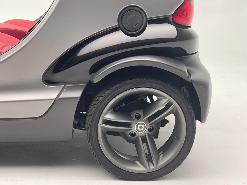 2004 Smart Crossblade - Image 17 of 31