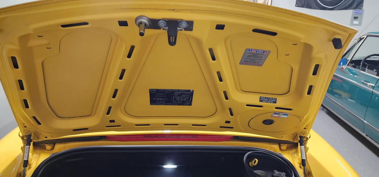 2004 Porsche 986 Boxster - Image 17 of 31