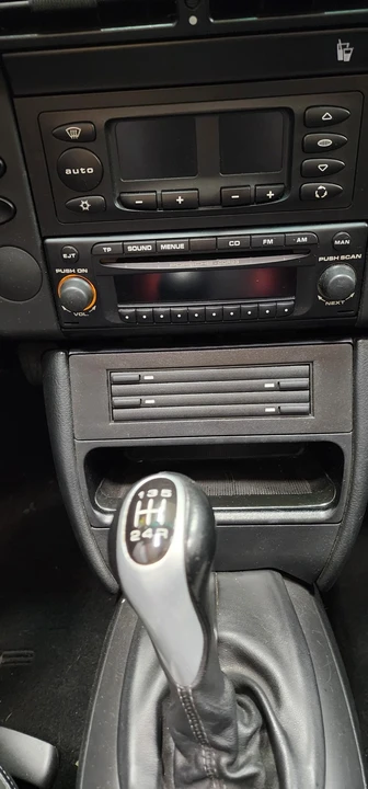 2004 Porsche 986 Boxster - Image 30 of 31
