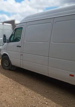2004 Mercedes-Benz Sprinter 2500 T1N