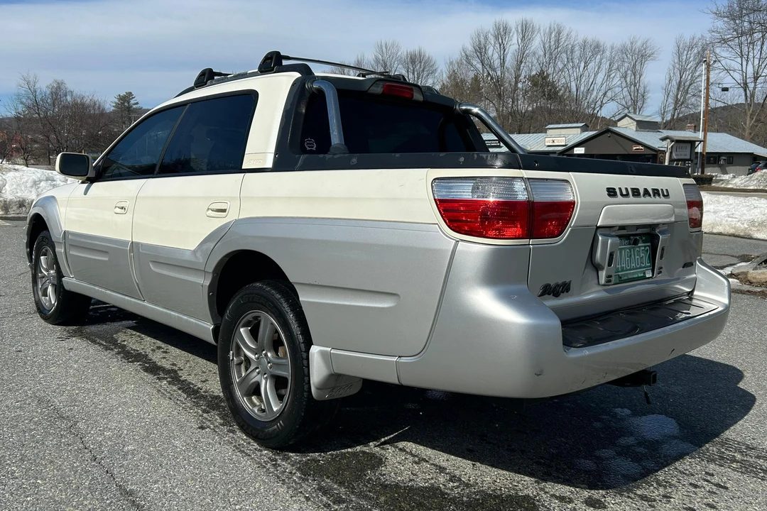 2004 Subaru Baja - Image 4 of 31