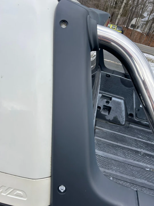 2004 Subaru Baja - Image 13 of 31