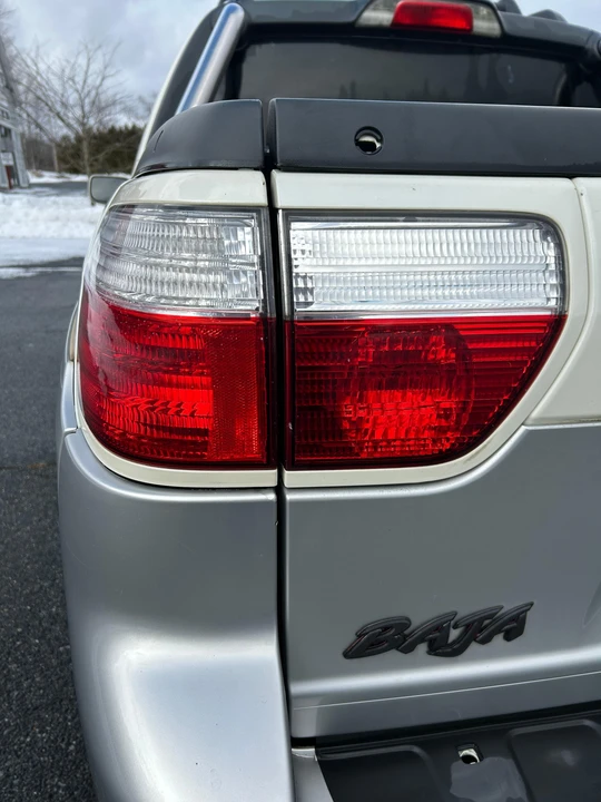 2004 Subaru Baja - Image 17 of 31