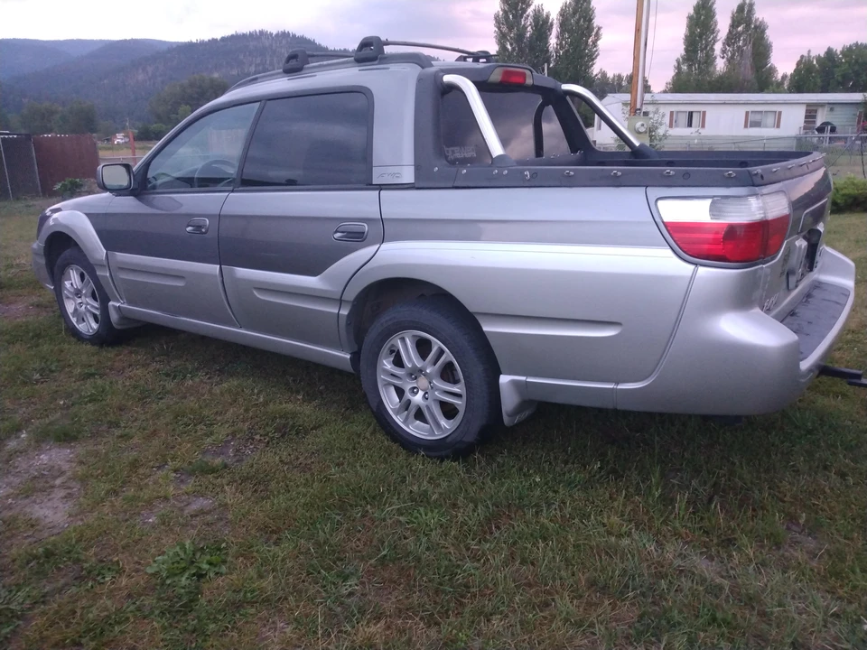 2004 Subaru Baja - Image 9 of 31