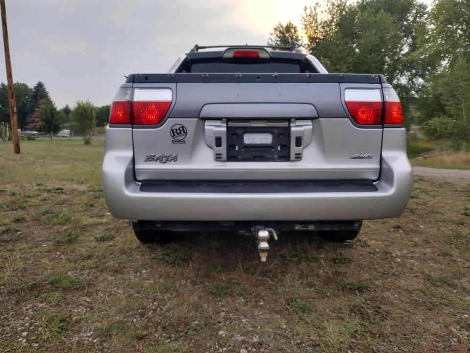 2004 Subaru Baja - Image 11 of 31