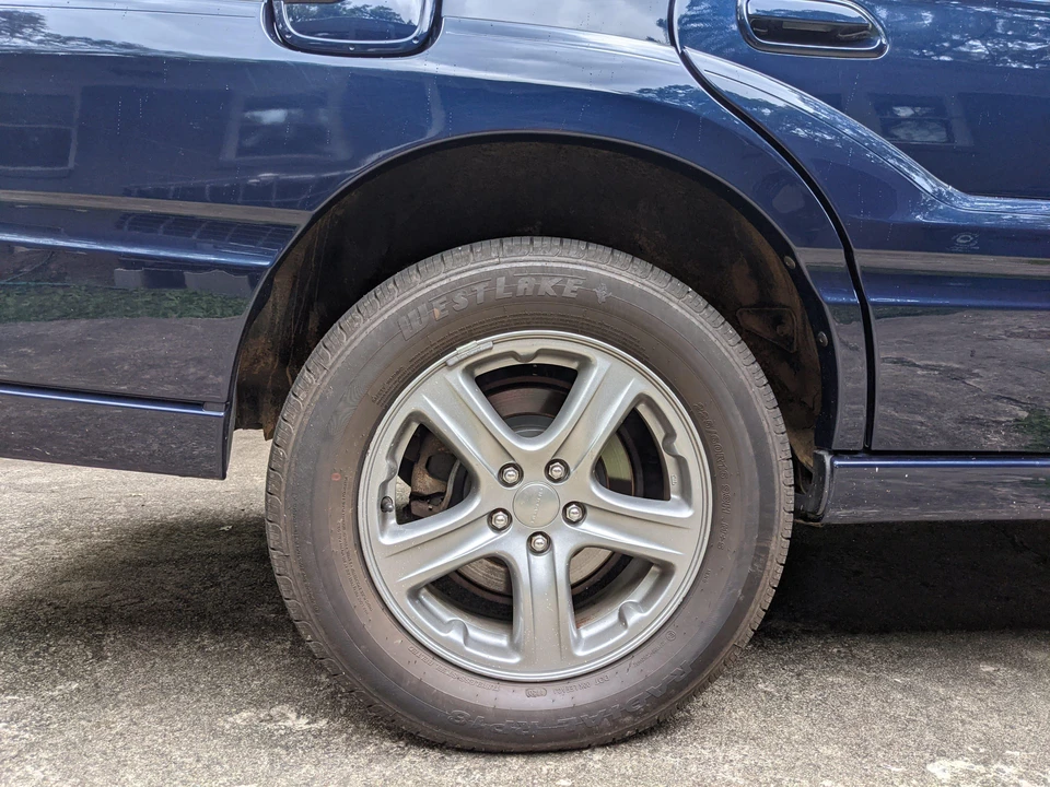 2004 Subaru Baja - Image 27 of 31