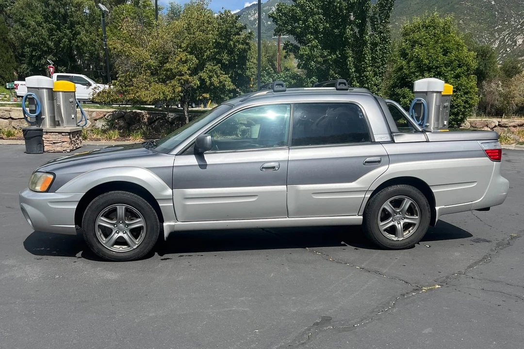 2004 Subaru Baja - Image 2 of 31