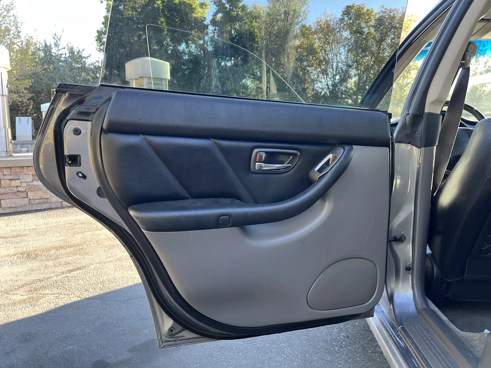 2004 Subaru Baja - Image 22 of 31