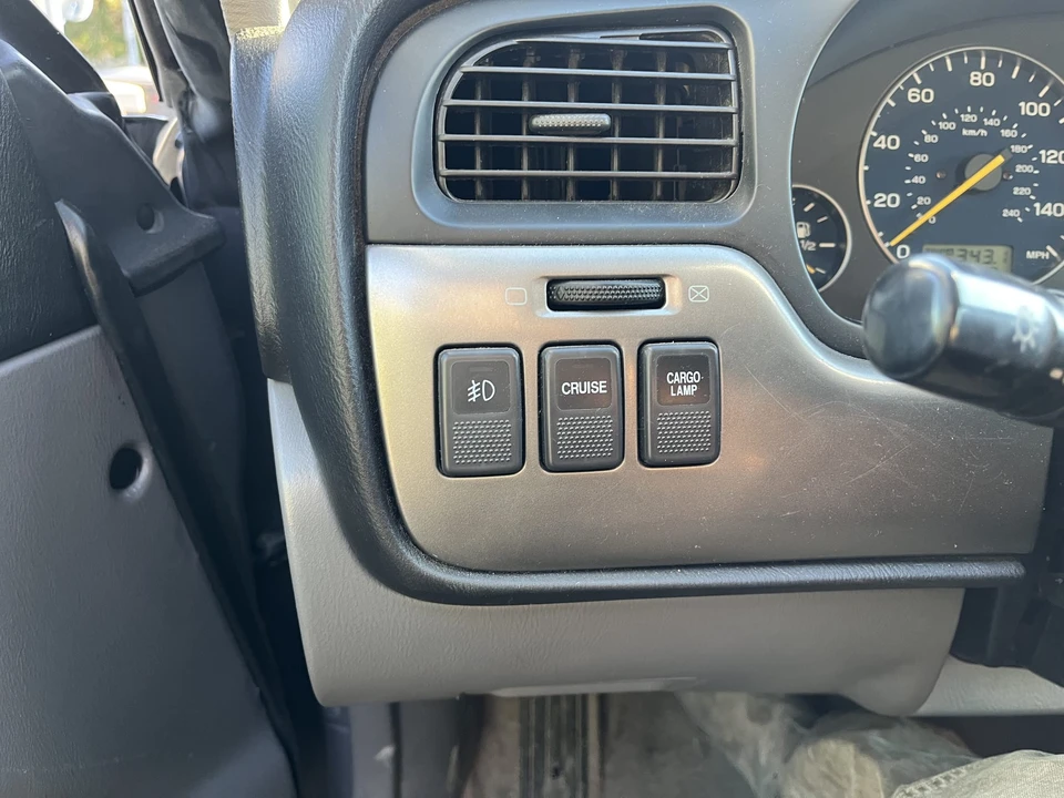 2004 Subaru Baja - Image 17 of 31