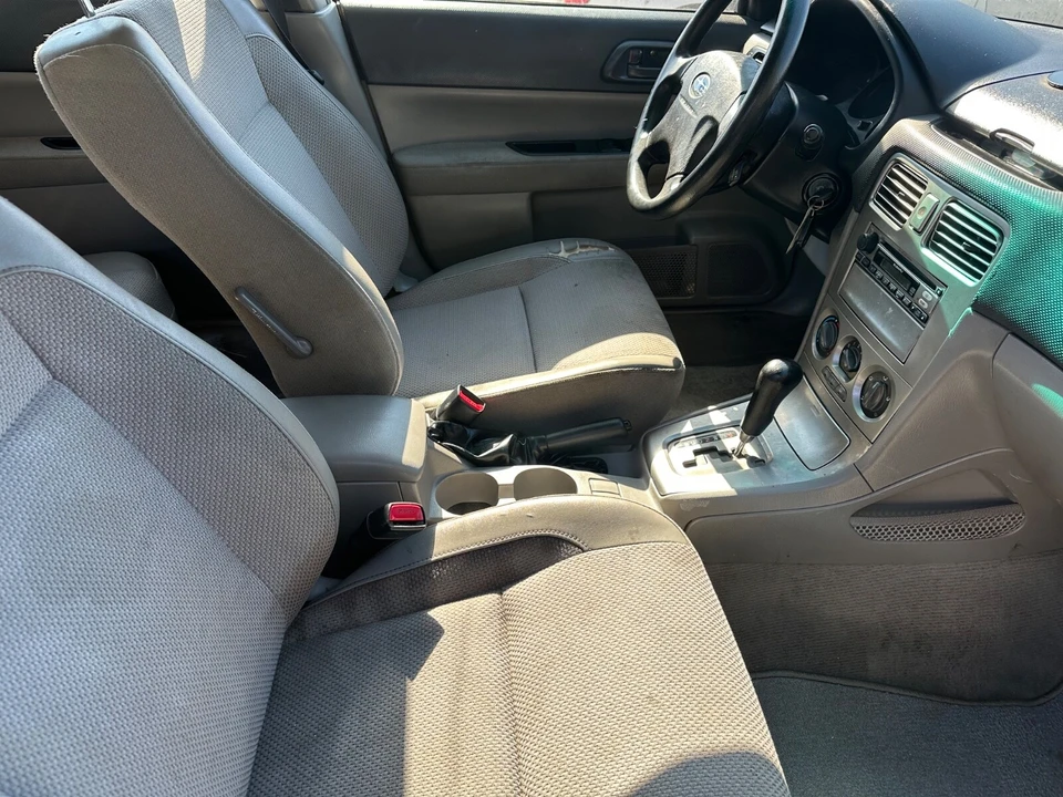 2004 Subaru Forester 2nd Gen - Image 16 of 20