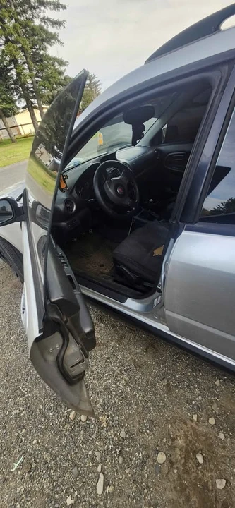 2004 Subaru Impreza WRX 2nd Gen - Image 5 of 7