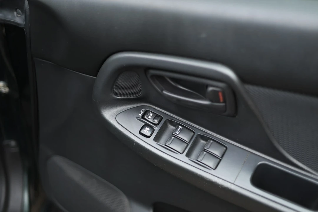 2004 Subaru Impreza WRX 2nd Gen - Image 4 of 30