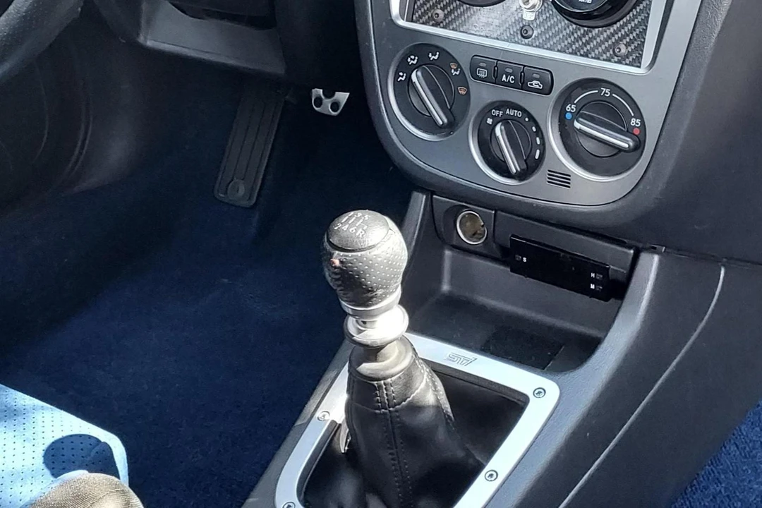 2004 Subaru Impreza WRX STi 2nd Gen - Image 23 of 31