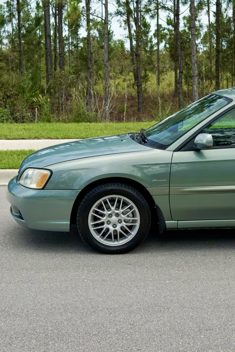 2004 Subaru - Image 26 of 31