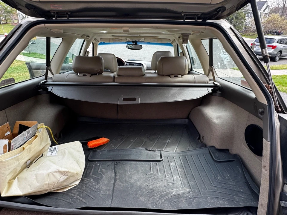 2004 Subaru Outback 2nd Gen - Image 9 of 10