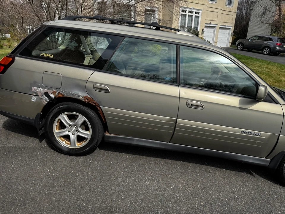 2004 Subaru Outback 2nd Gen - Image 3 of 10