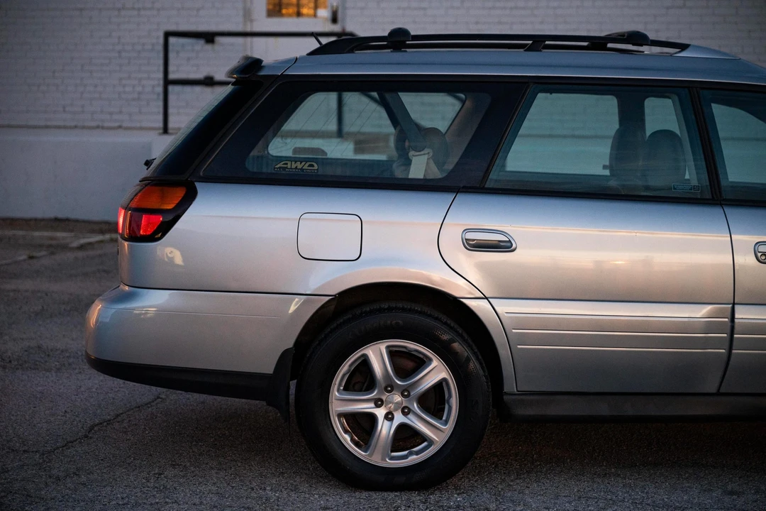 2004 Subaru Outback 2nd Gen - Image 17 of 31