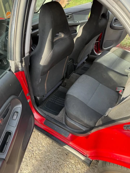 2004 Subaru Impreza - Image 6 of 8