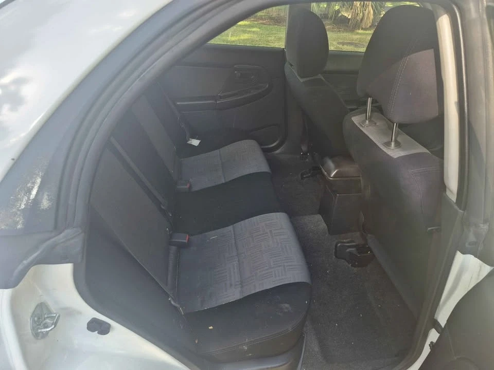 2004 Subaru Impreza 2nd Gen - Image 6 of 8