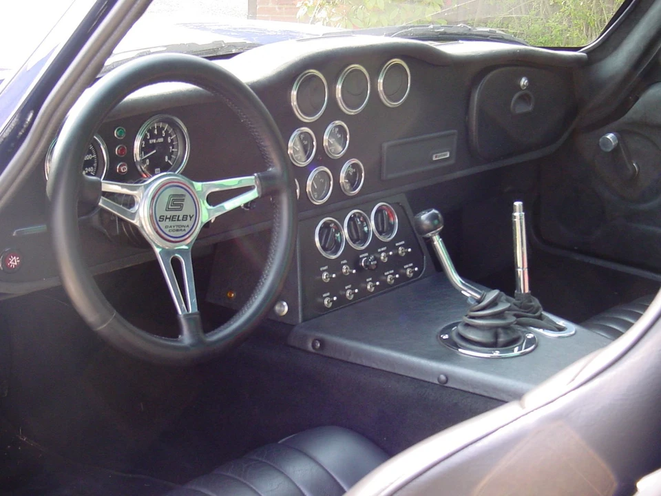 2004 Superformance - Image 2 of 5
