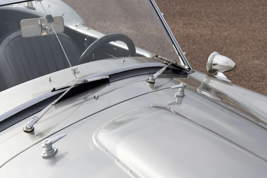 2004 Superformance - Image 12 of 31