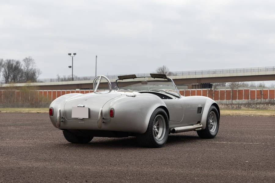2004 Superformance - Image 3 of 31