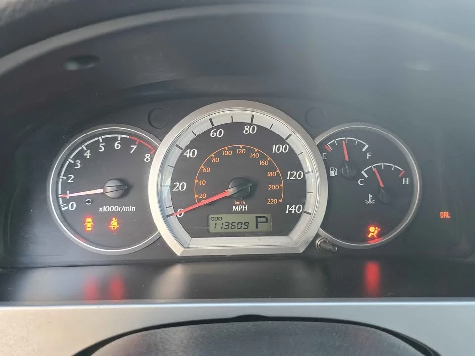 2004 Suzuki - Image 10 of 20