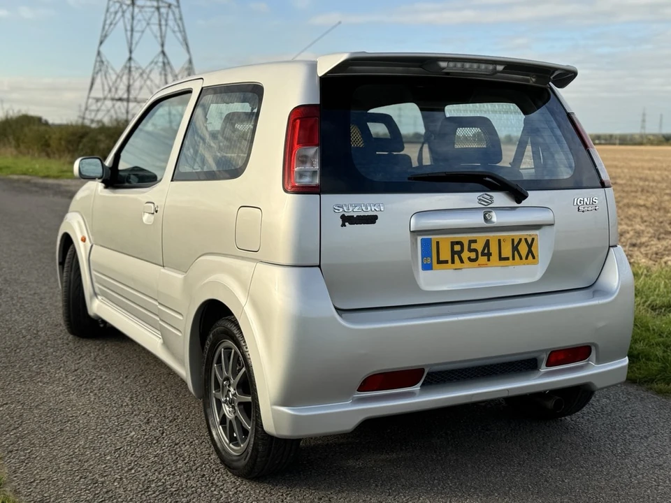 2004 Suzuki - Image 3 of 30