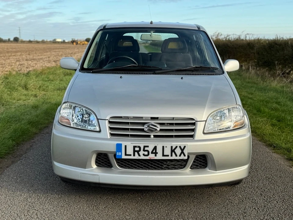 2004 Suzuki - Image 5 of 30