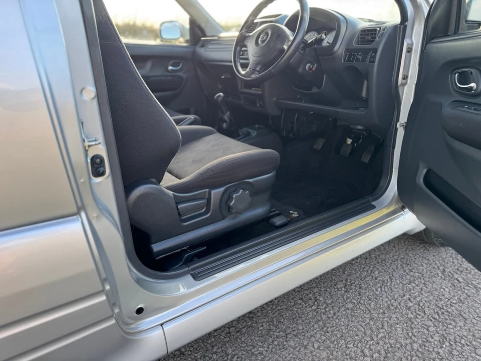 2004 Suzuki - Image 21 of 30