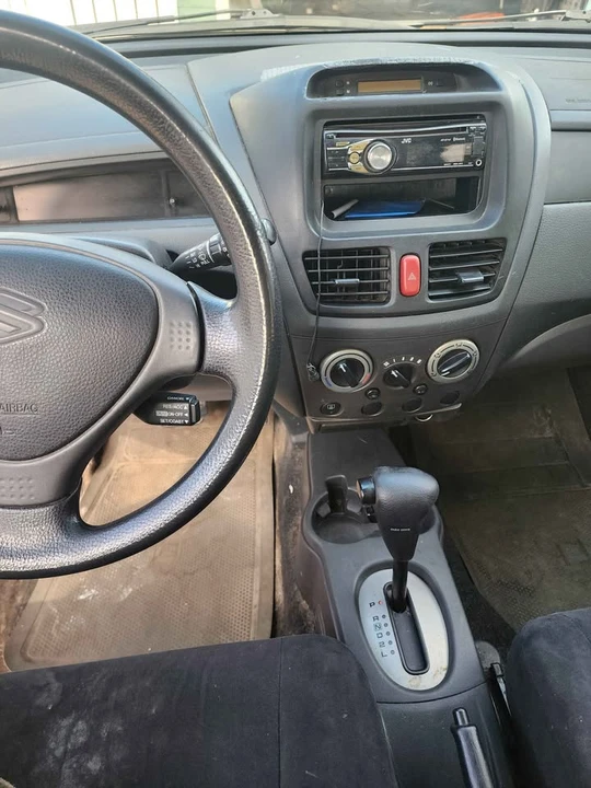 2004 Suzuki - Image 15 of 16