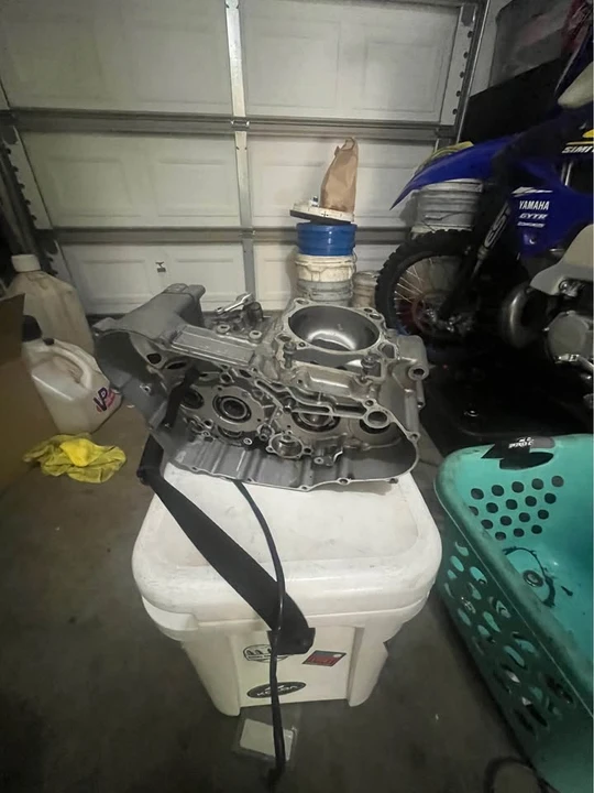 2004 Suzuki - Image 4 of 13