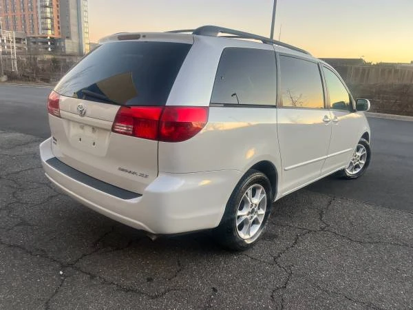 2004 Toyota Sienna 1st Gen - Image 5 of 21