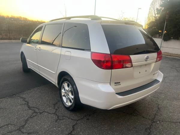 2004 Toyota Sienna 1st Gen - Image 7 of 21