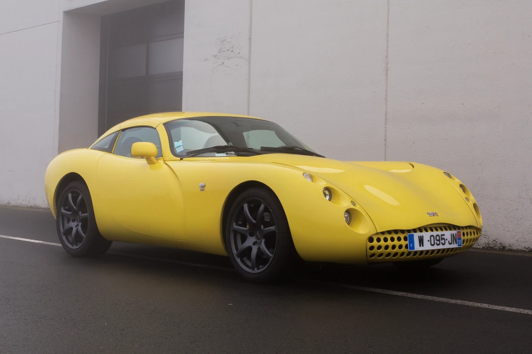 2004 TVR Tuscan - Image 2 of 31