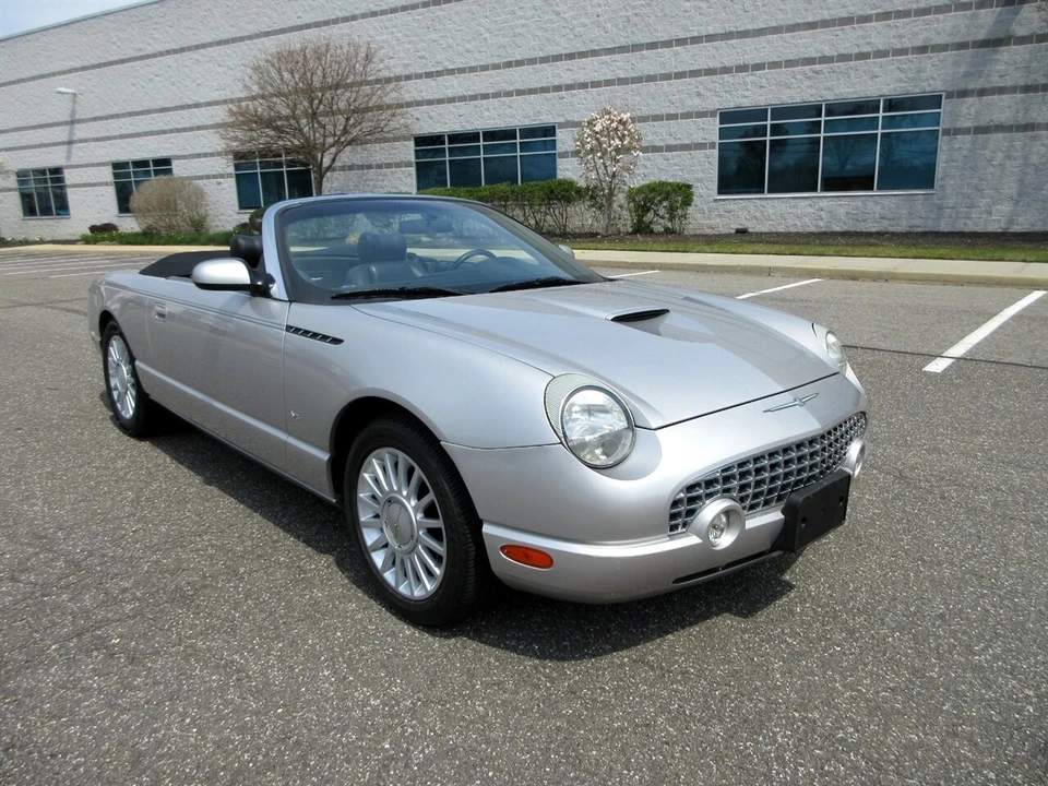 2004 Ford Thunderbird 11th Gen - Image 6 of 21