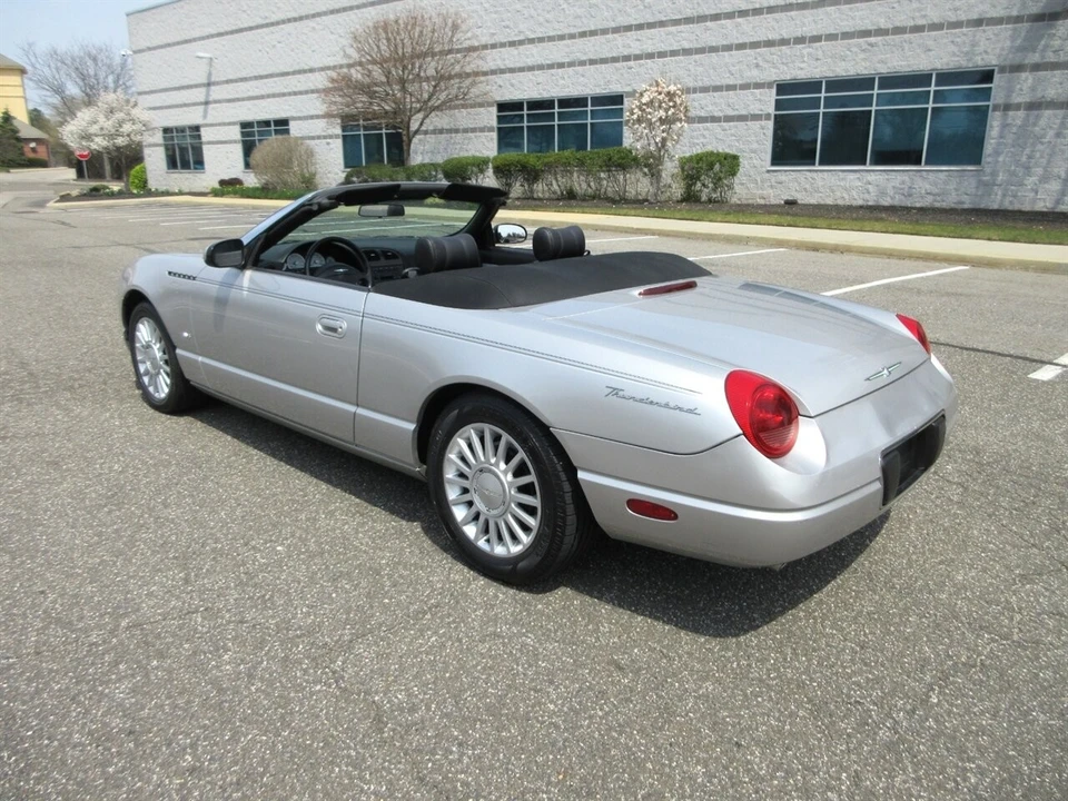 2004 Ford Thunderbird 11th Gen - Image 7 of 21