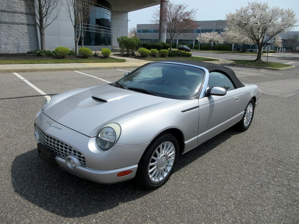 2004 Ford Thunderbird 11th Gen - Image 21 of 21