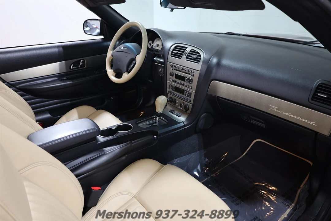 2004 Ford Thunderbird 11th Gen - Image 18 of 21