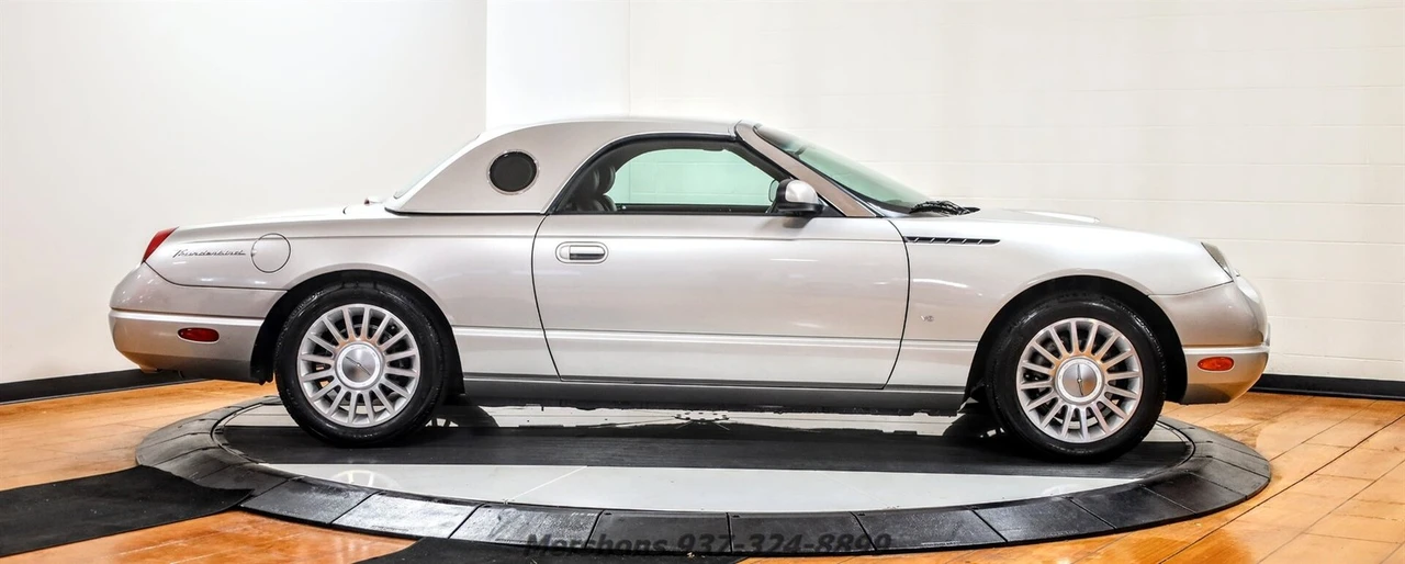 2004 Ford Thunderbird 11th Gen - Image 13 of 21