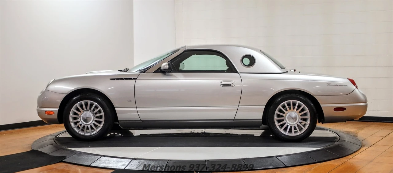 2004 Ford Thunderbird 11th Gen - Image 11 of 21