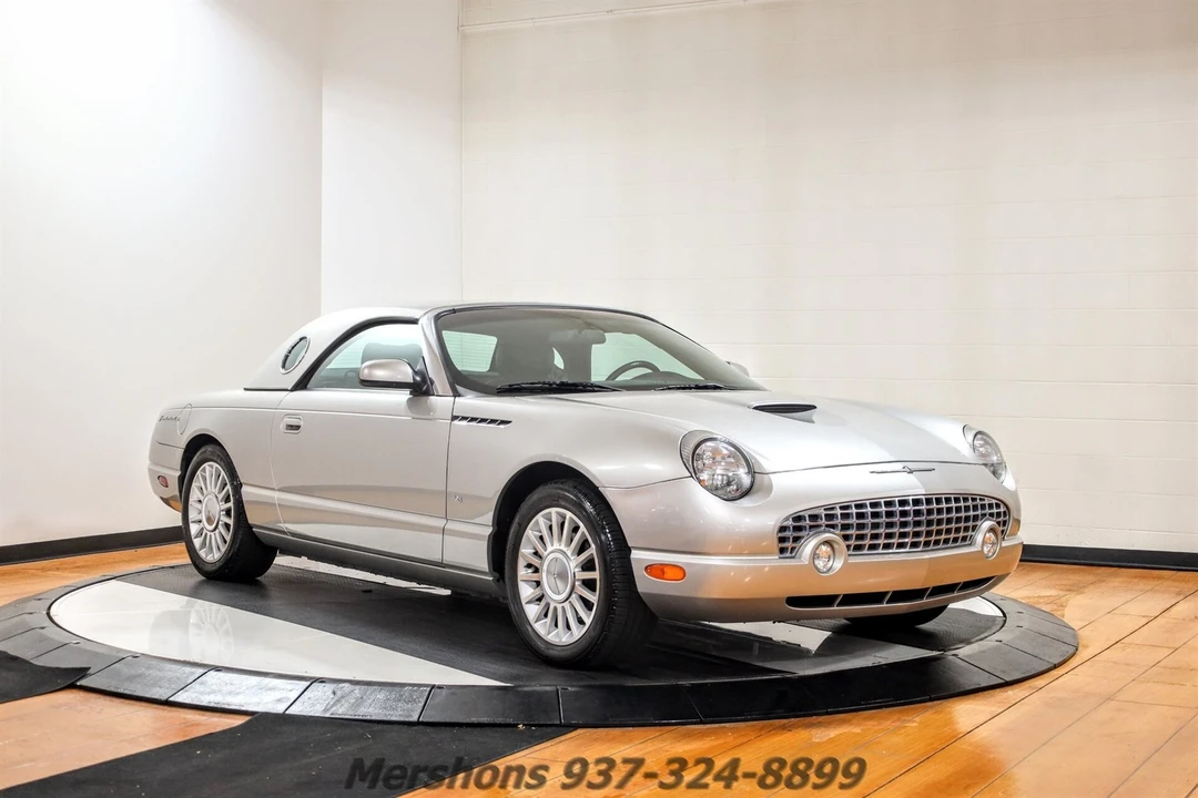 2004 Ford Thunderbird 11th Gen - Image 12 of 21