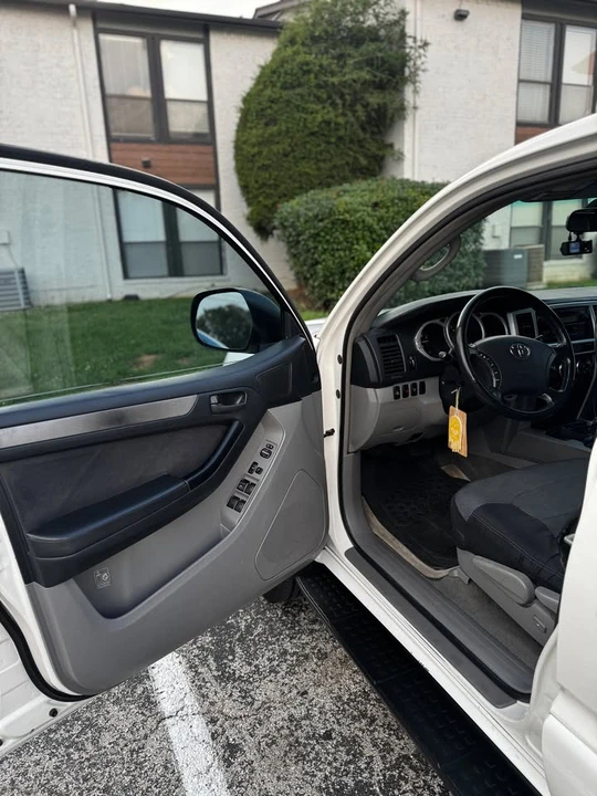 2004 Toyota 4Runner 4th Gen - Image 9 of 13